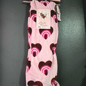 ❤️ Valentine Heart Patterned Plush Throw. Size 50 X 70. Nwt.